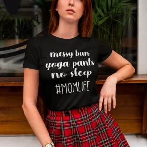#MOMLIFE Yoga T-shirt (Black)